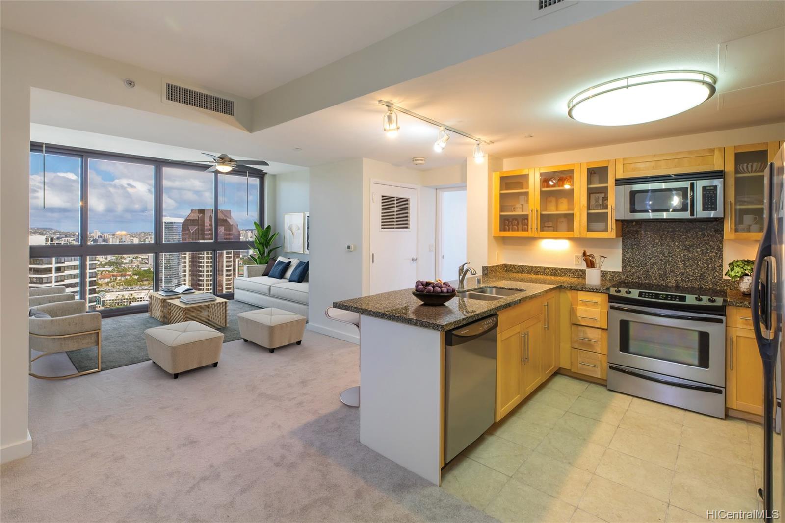 600 Queen Street #4102, Honolulu, HI 96813