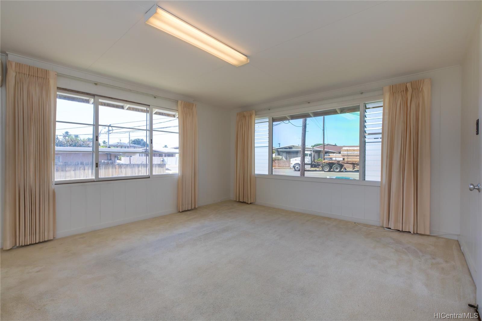 4204 Kilauea Avenue Honolulu, HI 96816