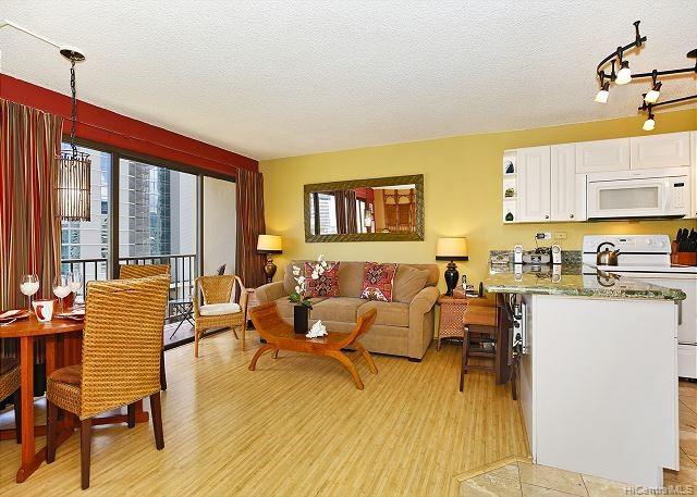 2140 Kuhio Avenue #1103, Honolulu, HI 96815