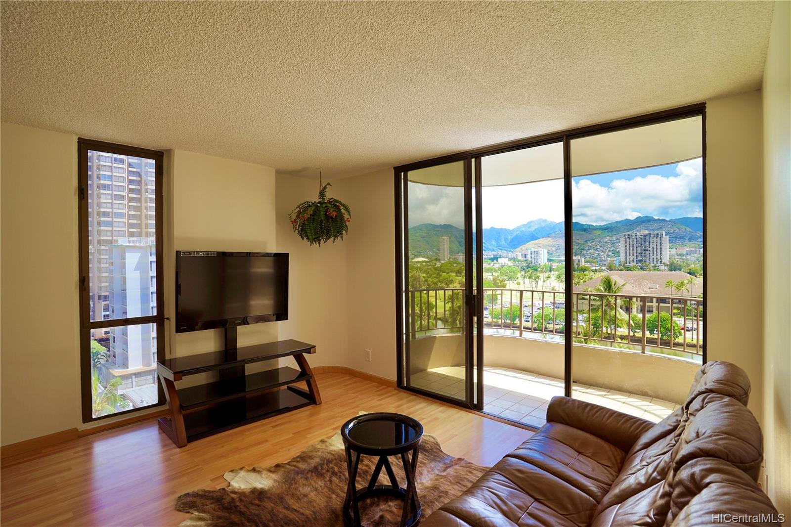 311 Ohua Avenue #802B, Honolulu, HI 96815