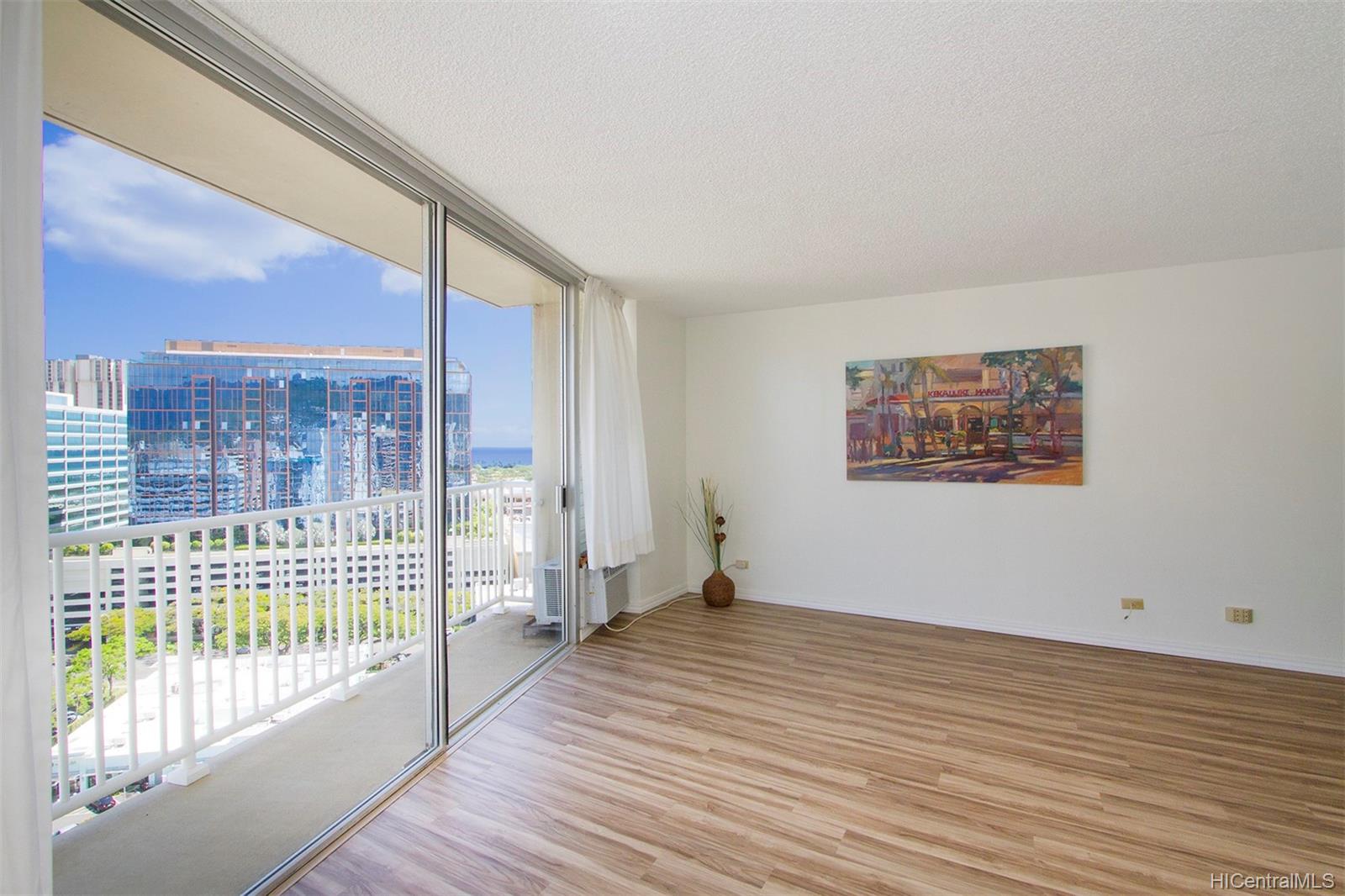 750 Amana Street #1908, Honolulu, HI 96814