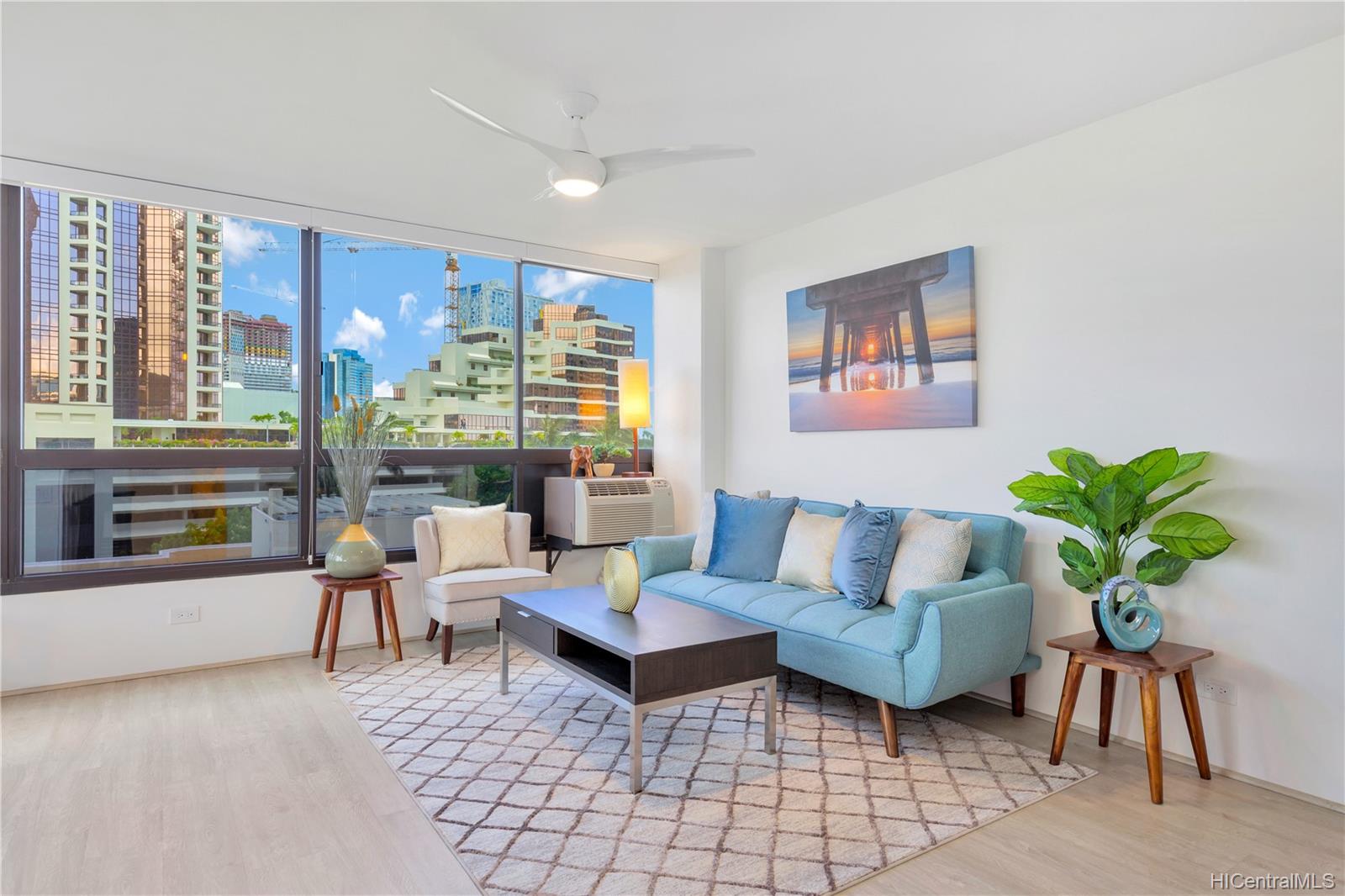 876 Curtis Street #603, Honolulu, HI 96813