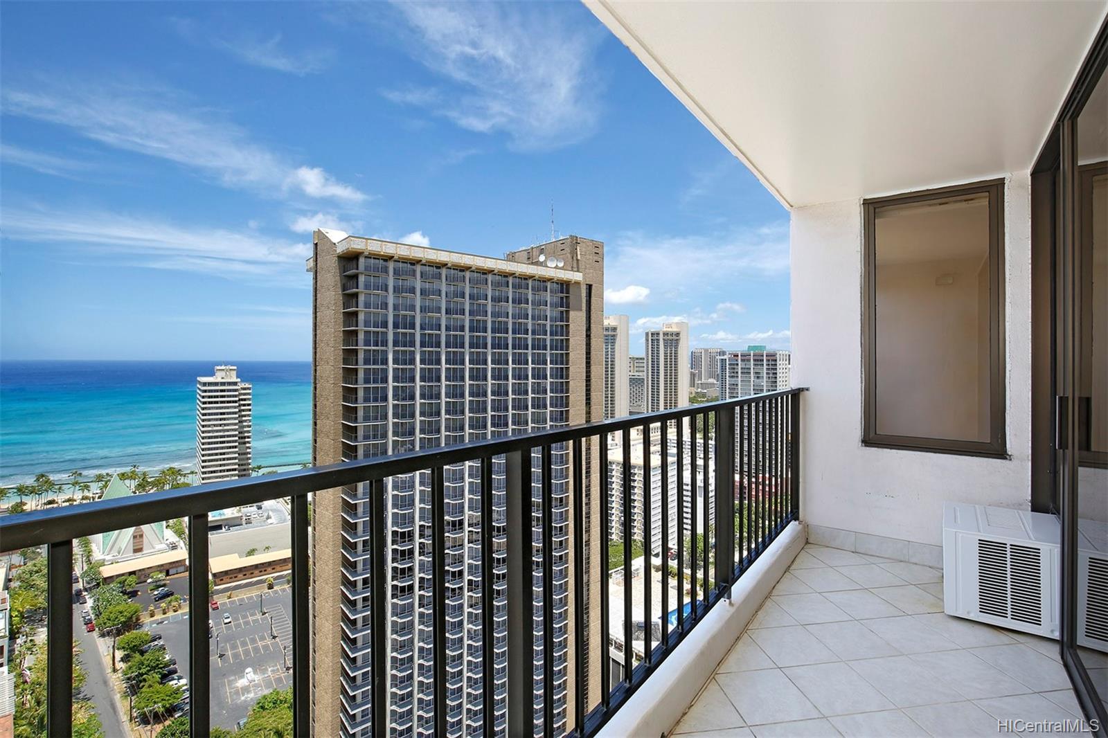 201 Ohua Avenue #T2-3202, Honolulu, HI 96815