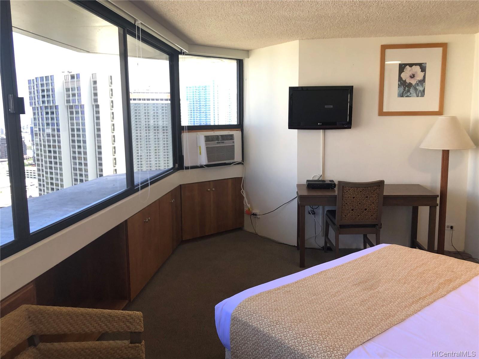 1700 Ala Moana Boulevard #3501, Honolulu, HI 96815