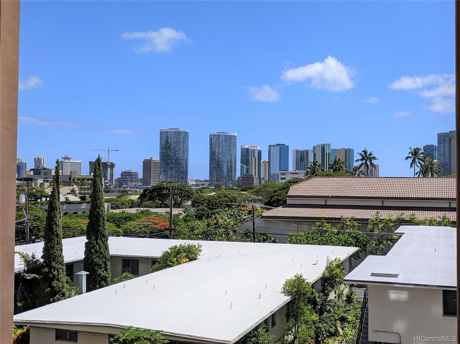 1314 Victoria Street #303, Honolulu, HI 96814