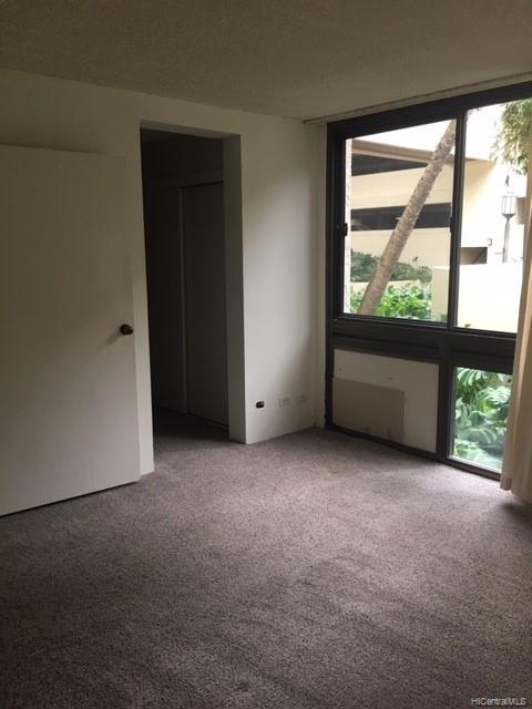 501 Hahaione Street #1/1H, Honolulu, HI 96825