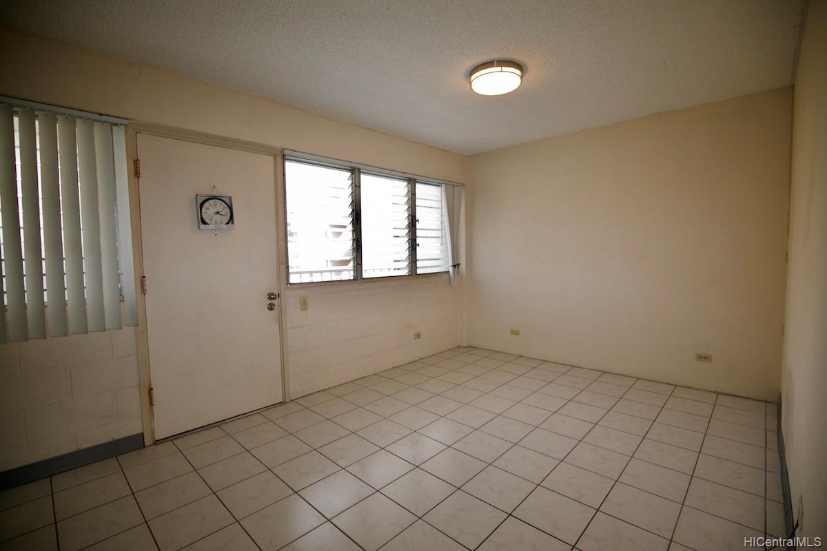 1620 Keeaumoku Street #307, Honolulu, HI 96822