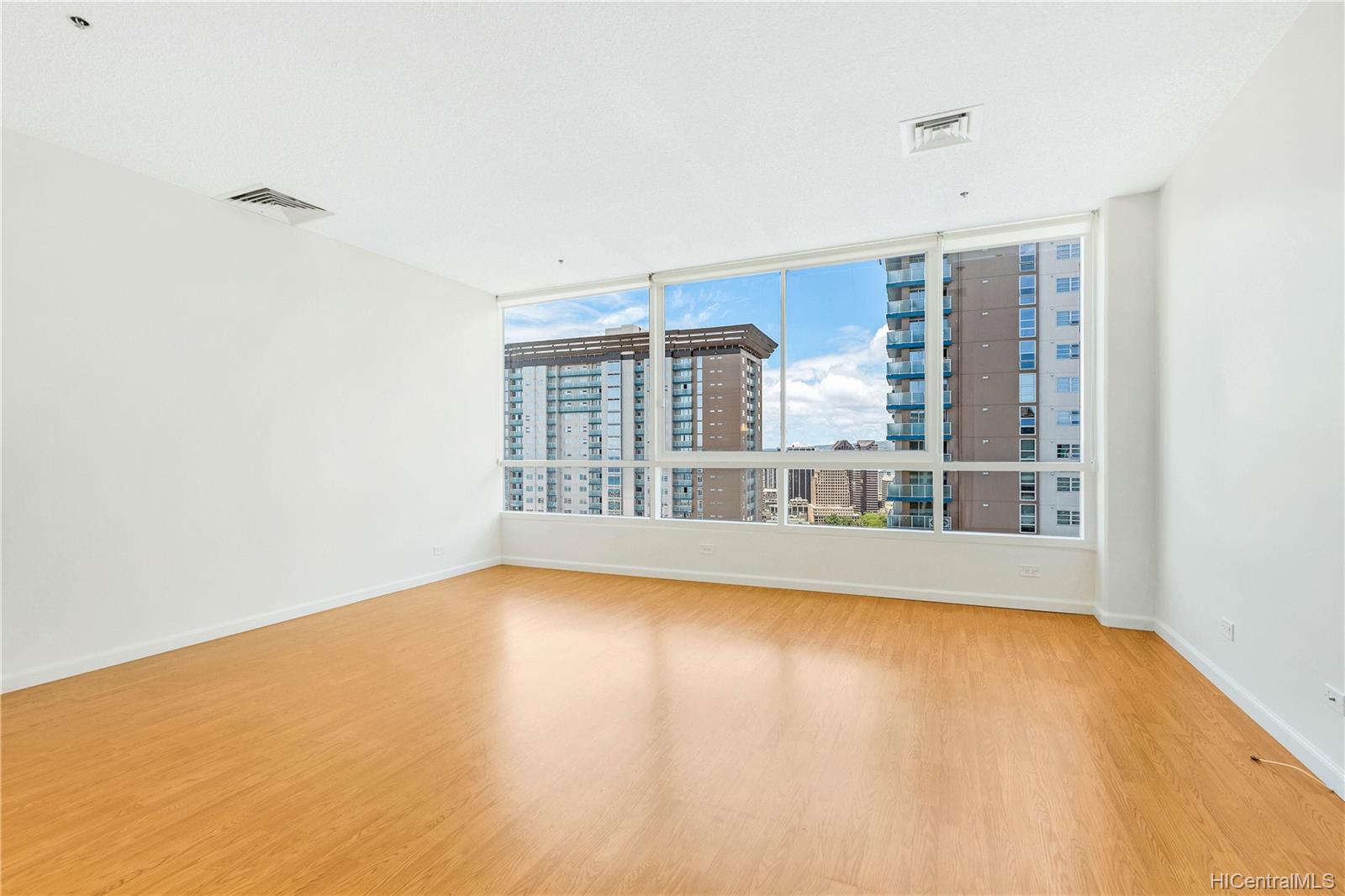 876 Curtis Street #4007, Honolulu, HI 96813