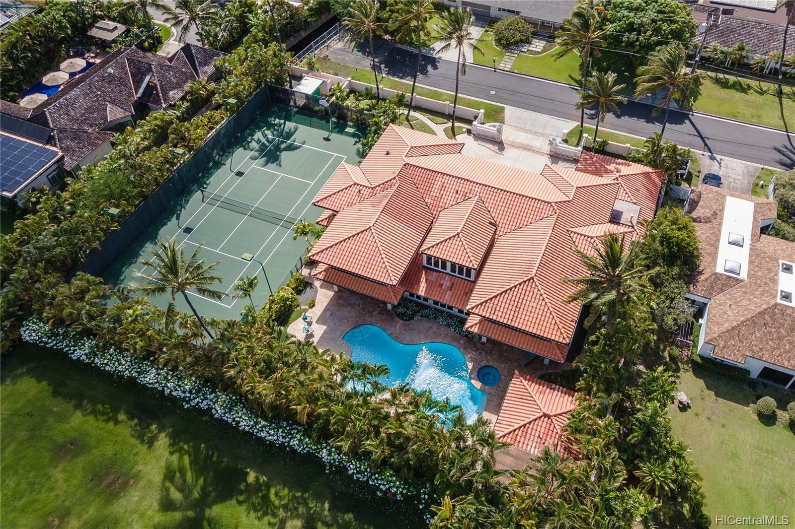 4769 Aukai Avenue Honolulu, HI 96816