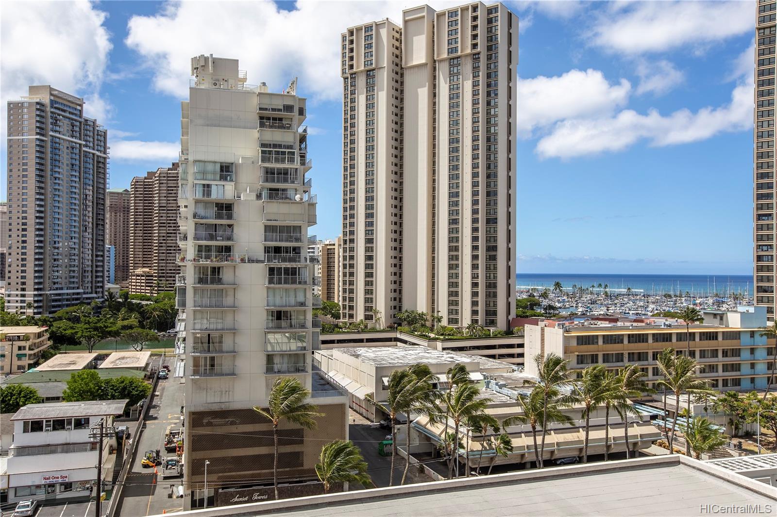 410 Atkinson Drive #924, Honolulu, HI 96814