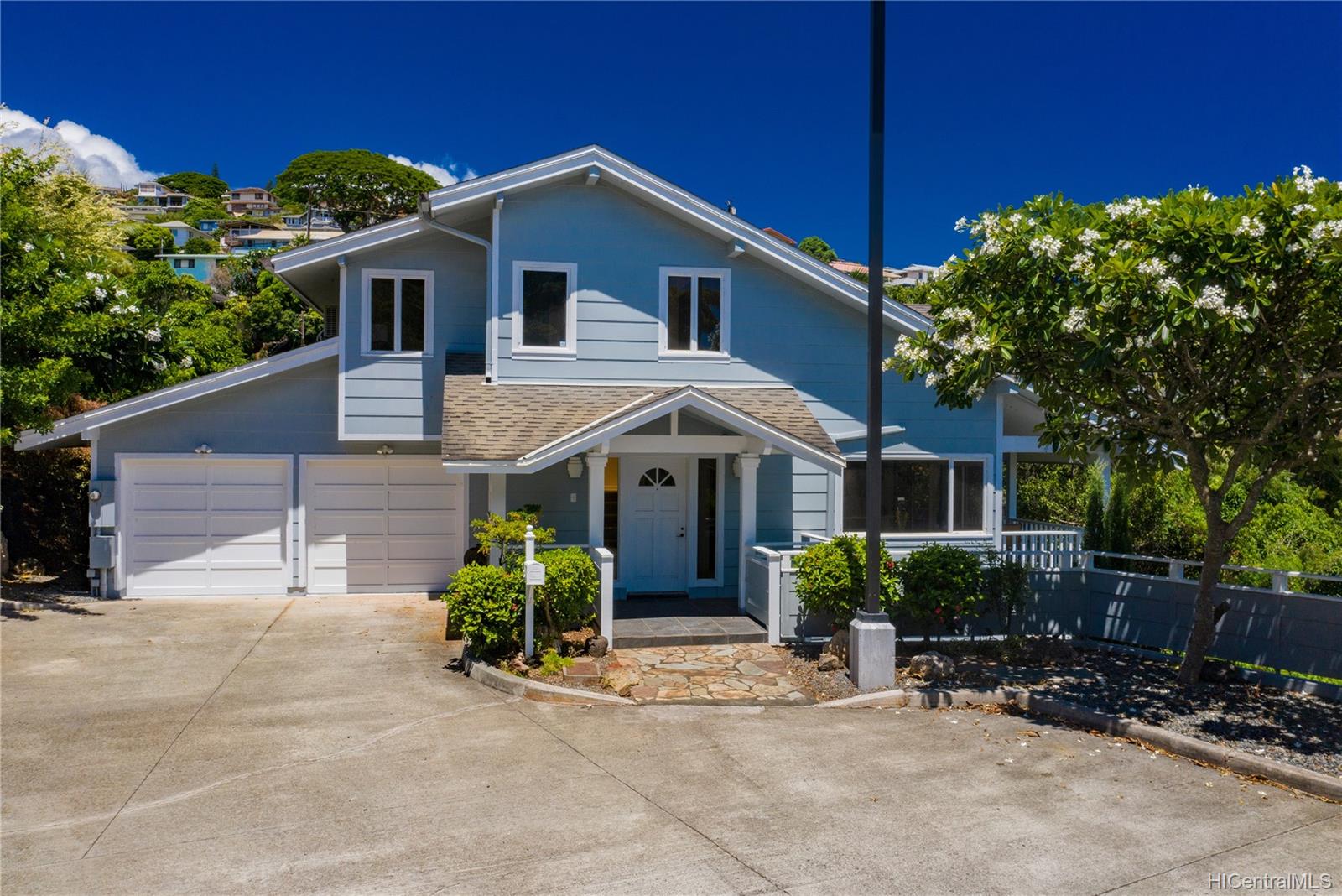 108 Maunalanikai Place Honolulu, HI 96816