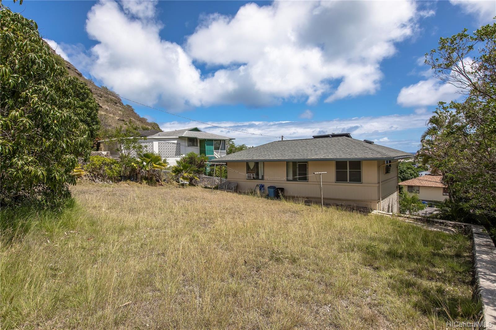 5420 Paniolo Place Honolulu, HI 96821