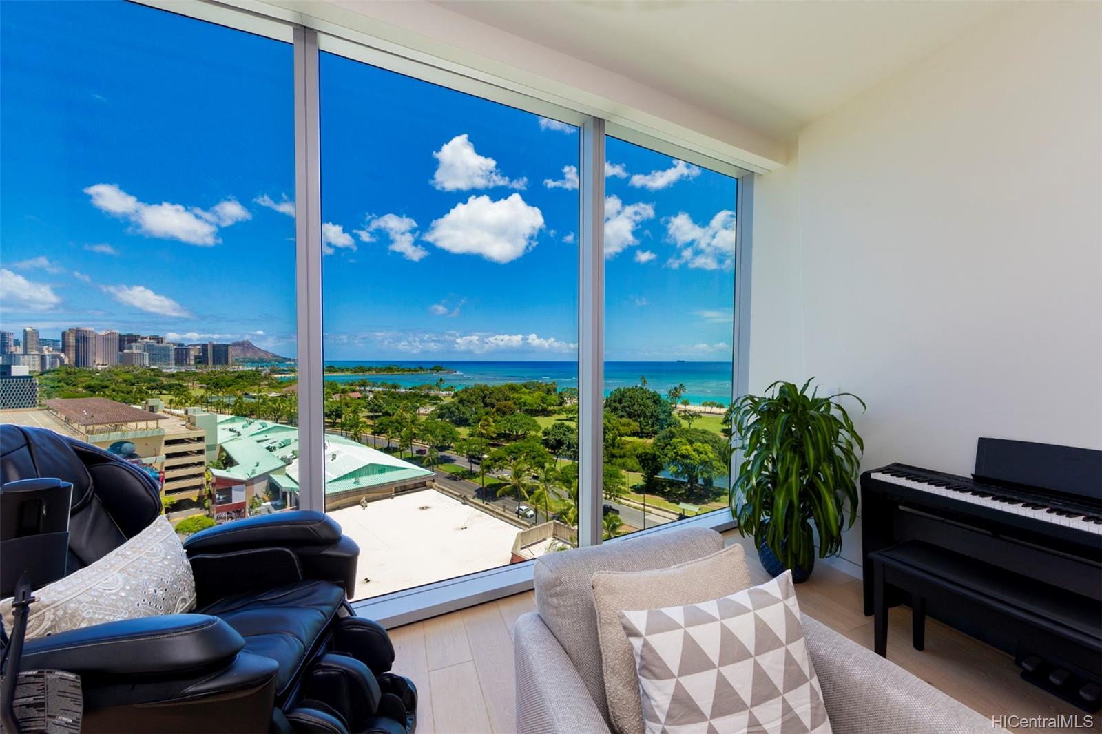 1118 Ala Moana Boulevard #1002, Honolulu, HI 96814