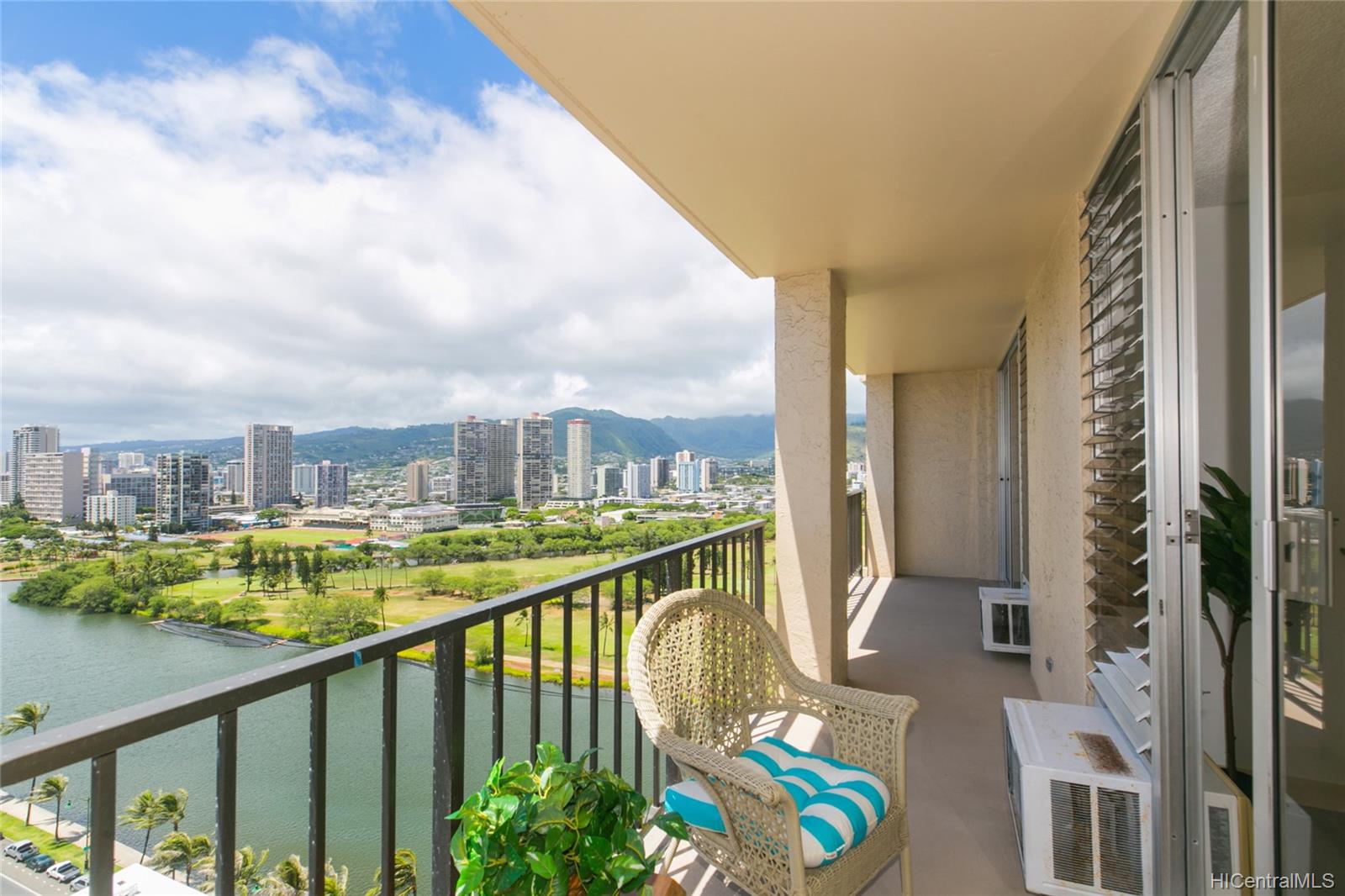 2345 Ala Wai Boulevard #2214, Honolulu, HI 96815