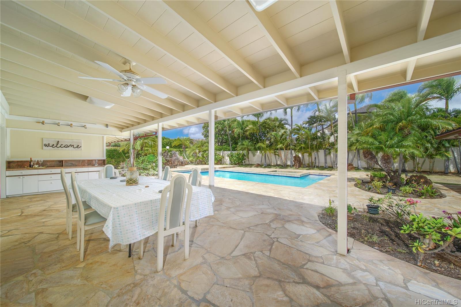 1227 Koloa Street Honolulu, HI 96816