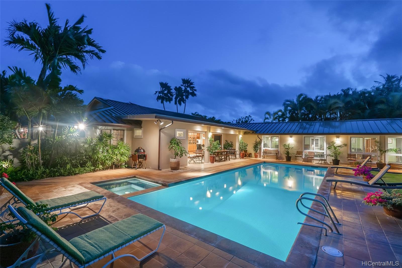 4726 Kolohala Street Honolulu, HI 96816