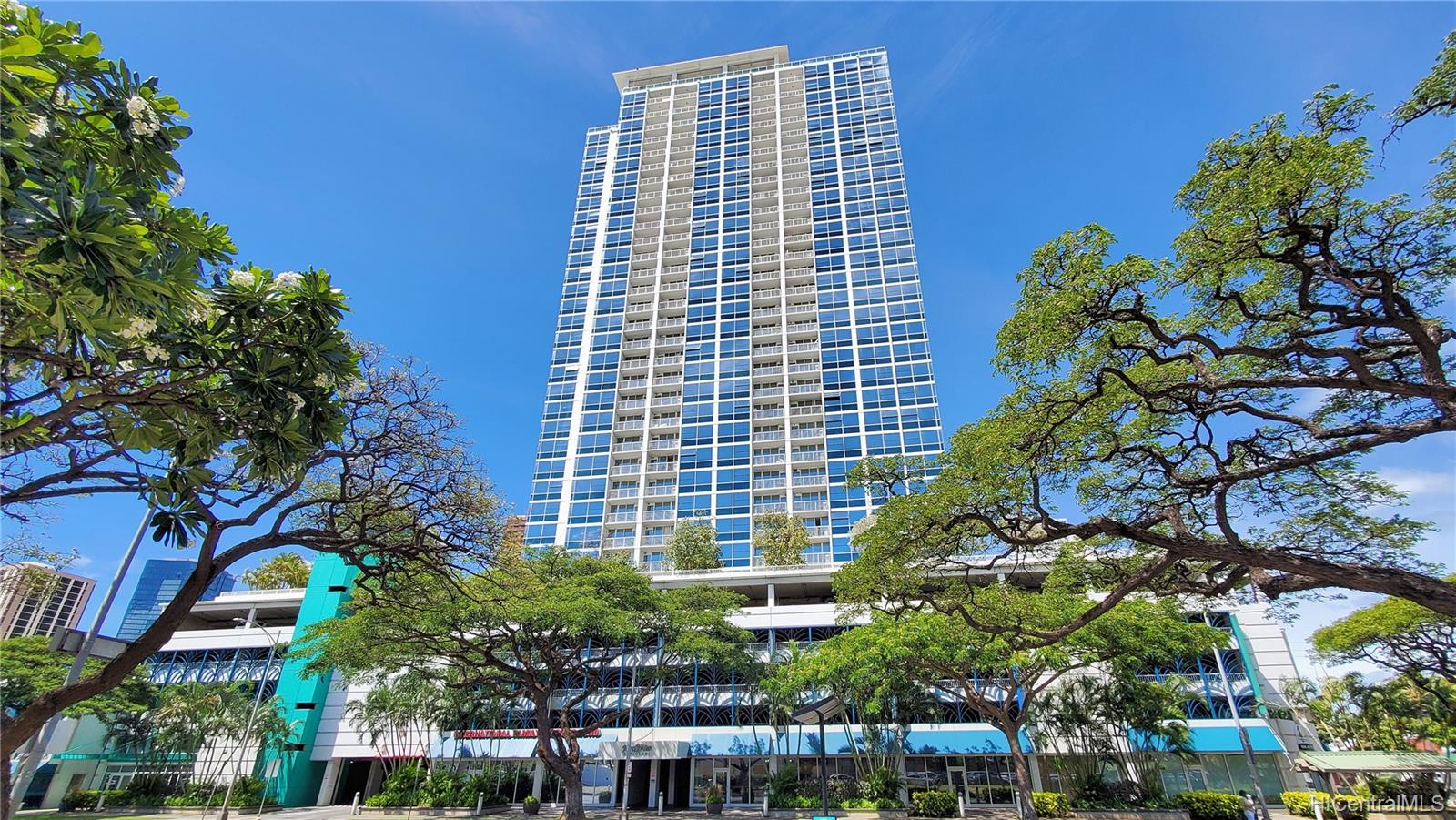 909 Kapiolani Boulevard #2403, Honolulu, HI 96814