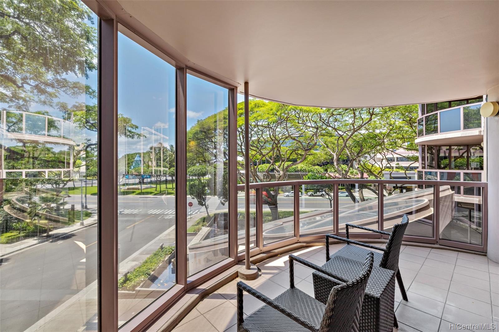 415 South Street #202, Honolulu, HI 96813