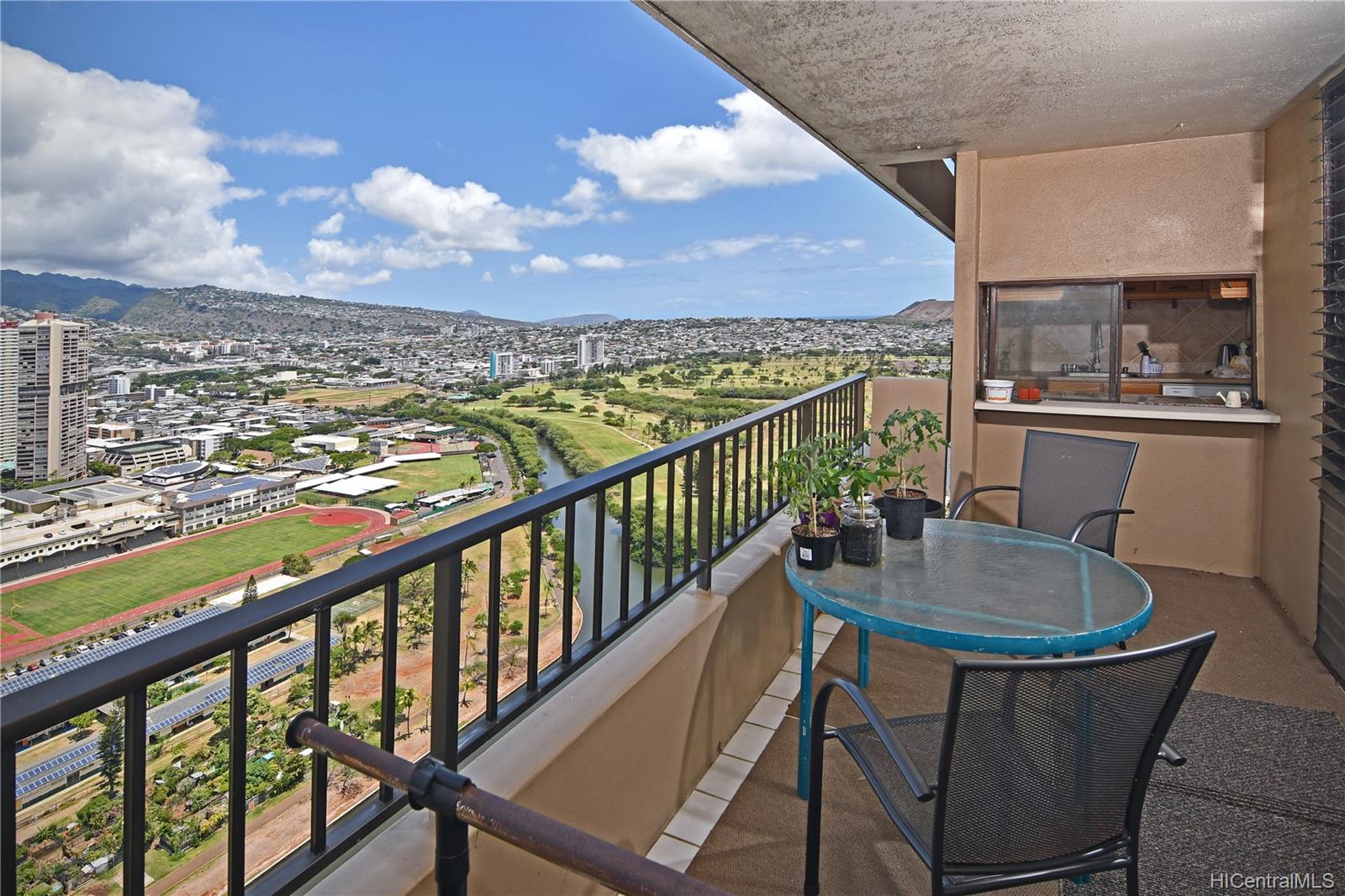 2121 Ala Wai Boulevard #3903, Honolulu, HI 96815