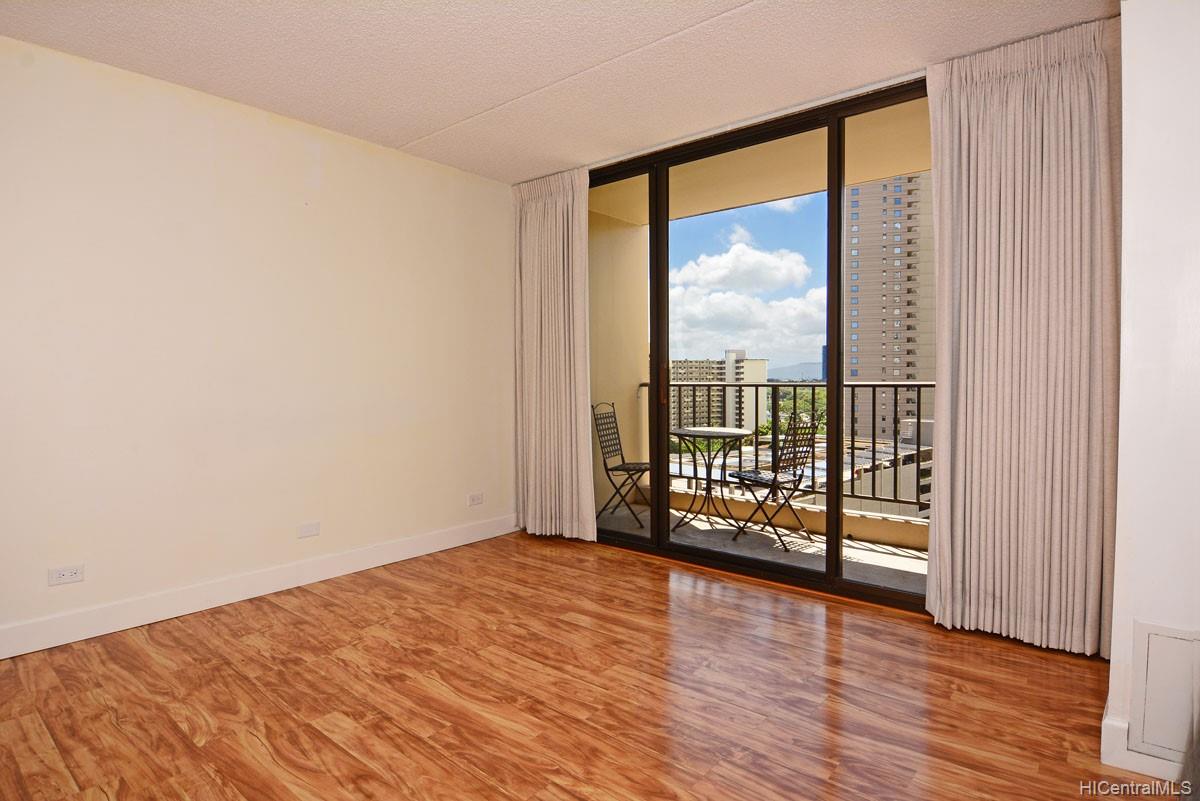 411 Hobron Lane #1412, Honolulu, HI 96815