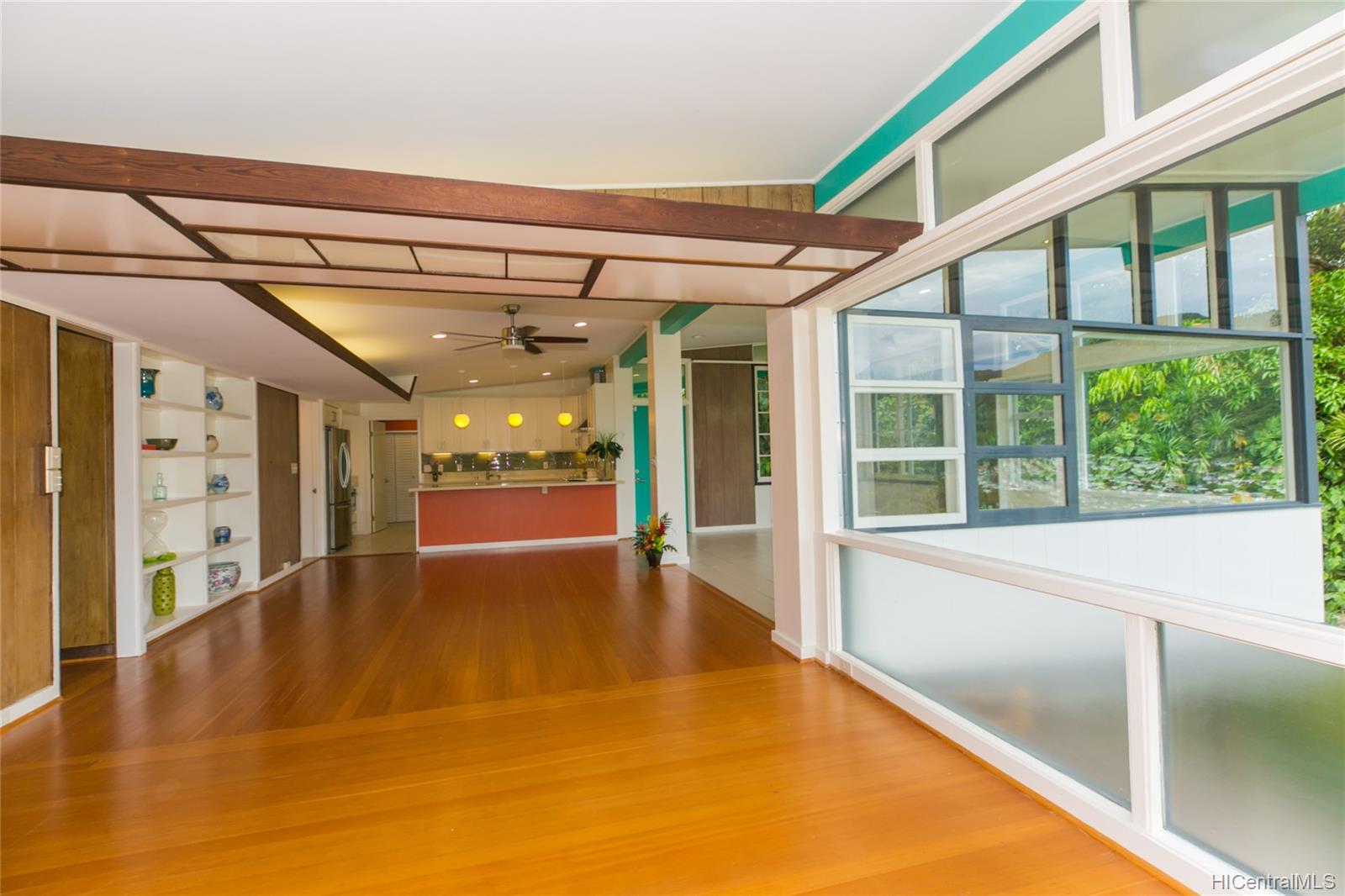 3247 Melemele Place Honolulu, HI 96822