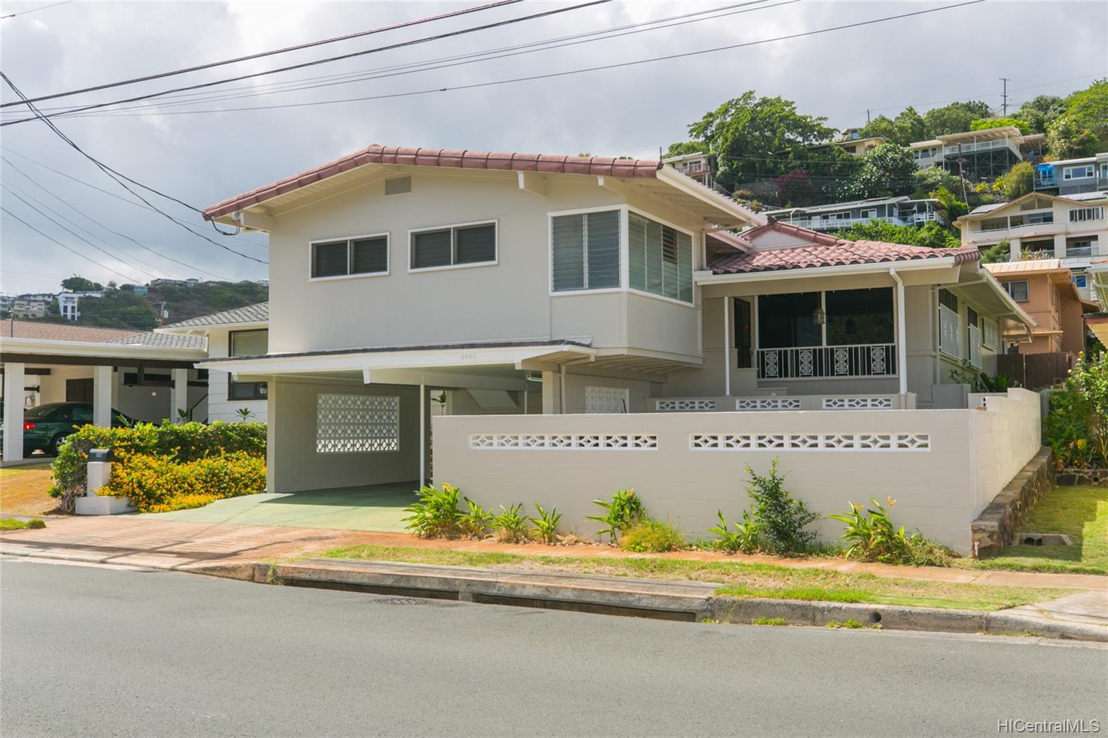 4440 Malia Street Honolulu, HI 96821