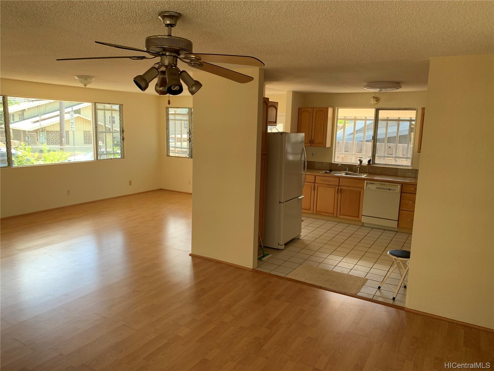 3132 Kaimuki Avenue Honolulu, HI 96816