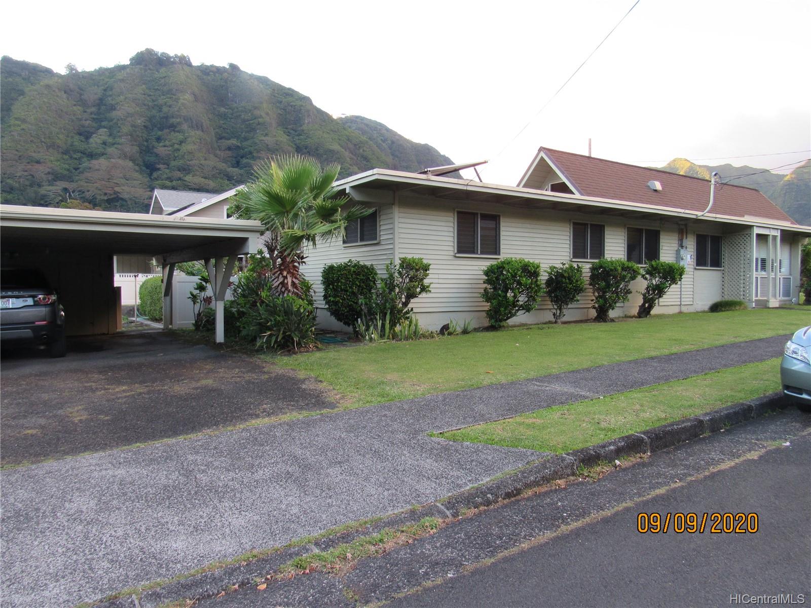 3288 Pawaina Street Honolulu, HI 96822