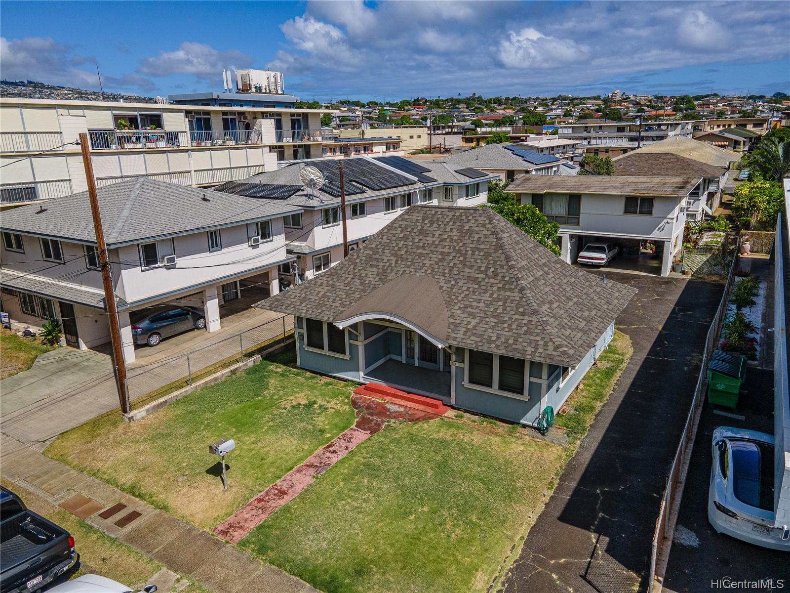 719 Makaleka Avenue Honolulu, HI 96816