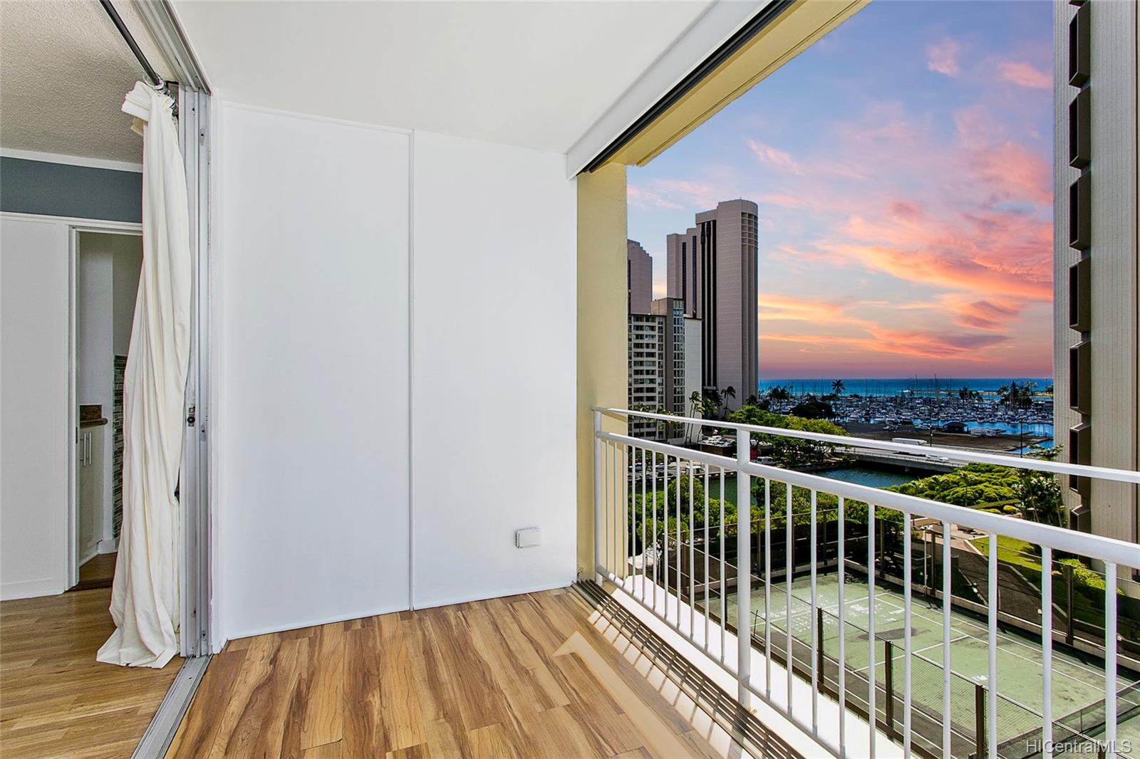 419A Atkinson Drive #905, Honolulu, HI 96814