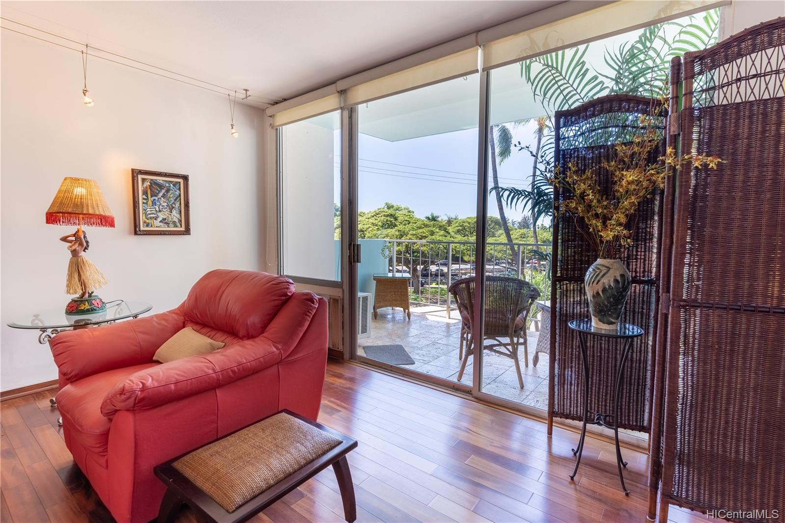 204 Kapahulu Avenue #202, Honolulu, HI 96815