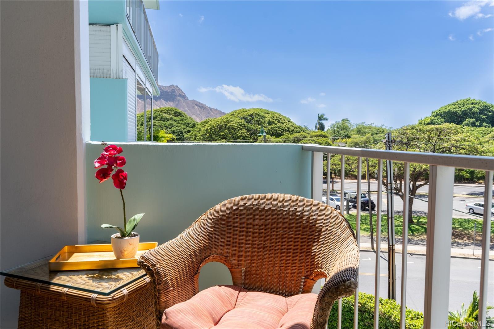 204 Kapahulu Avenue #202, Honolulu, HI 96815