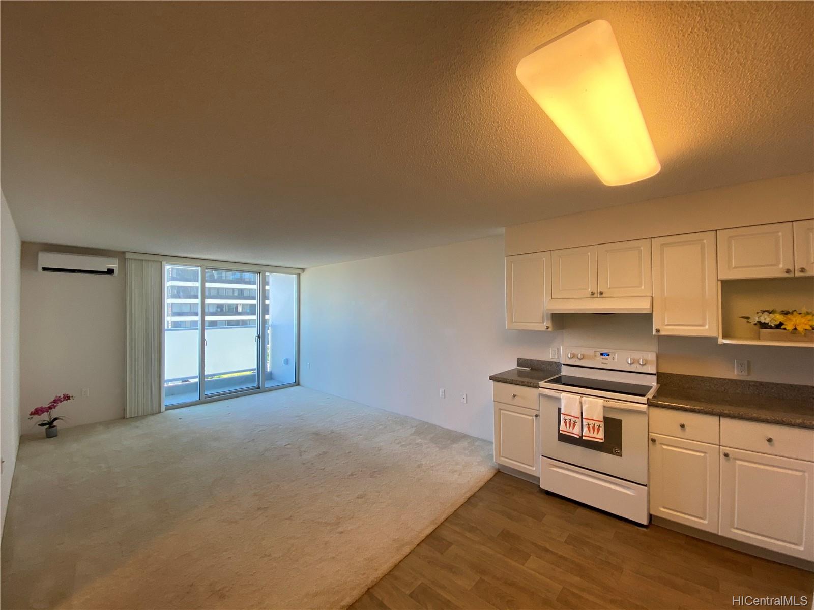 801 South Street #B-828, Honolulu, HI 96813