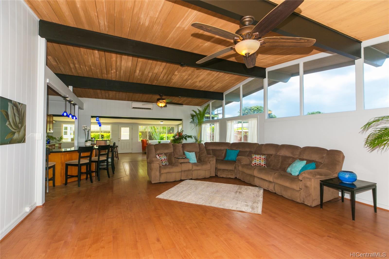 4302 Papu Circle Honolulu, HI 96816