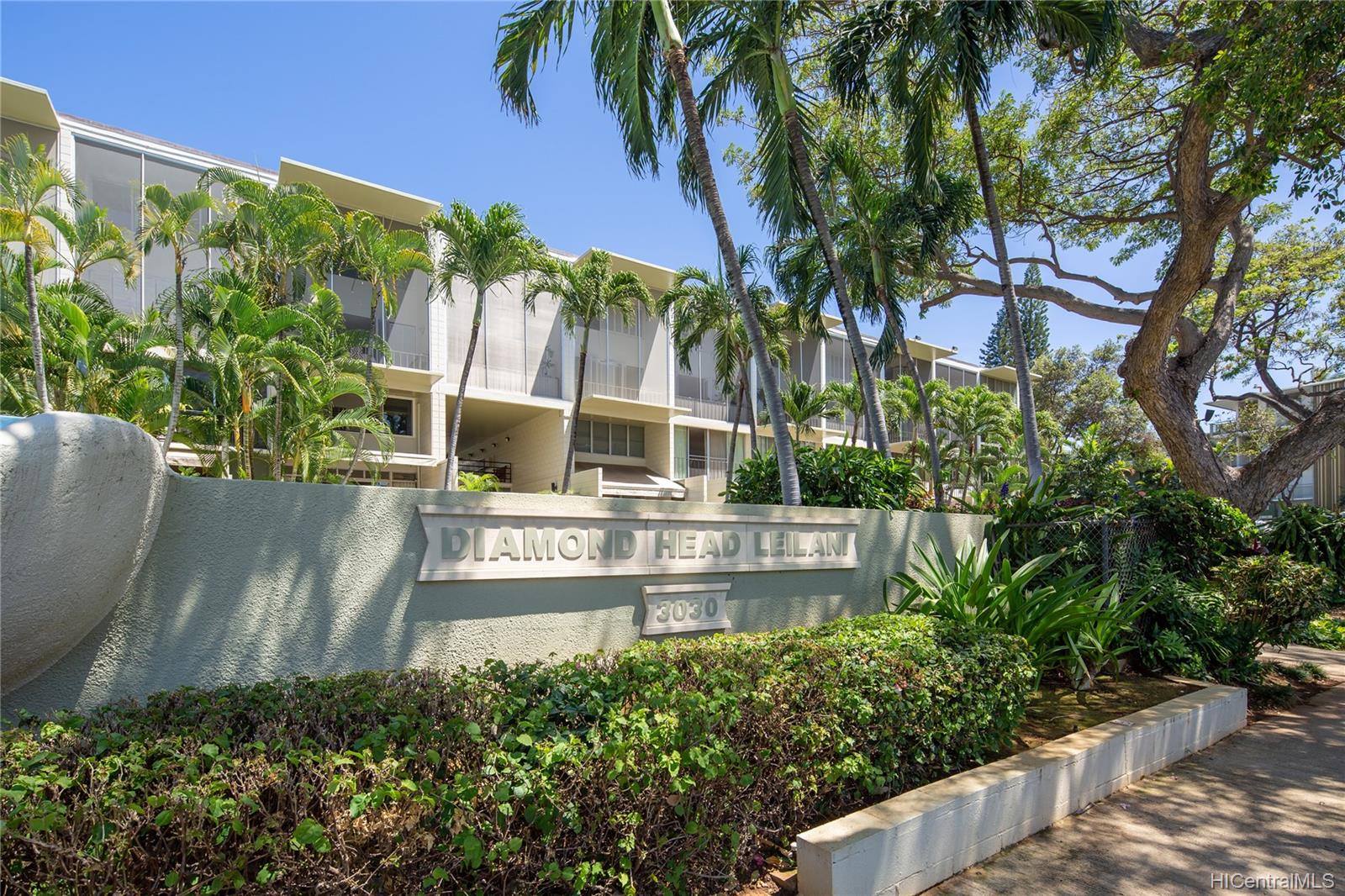 3030 Pualei Circle #113, Honolulu, HI 96815