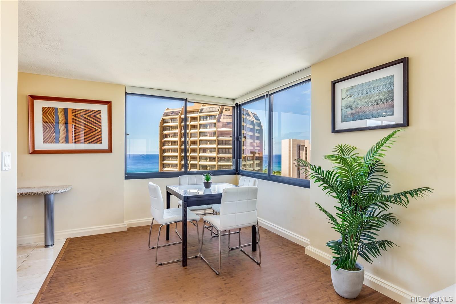 343 Hobron Lane #3804, Honolulu, HI 96815