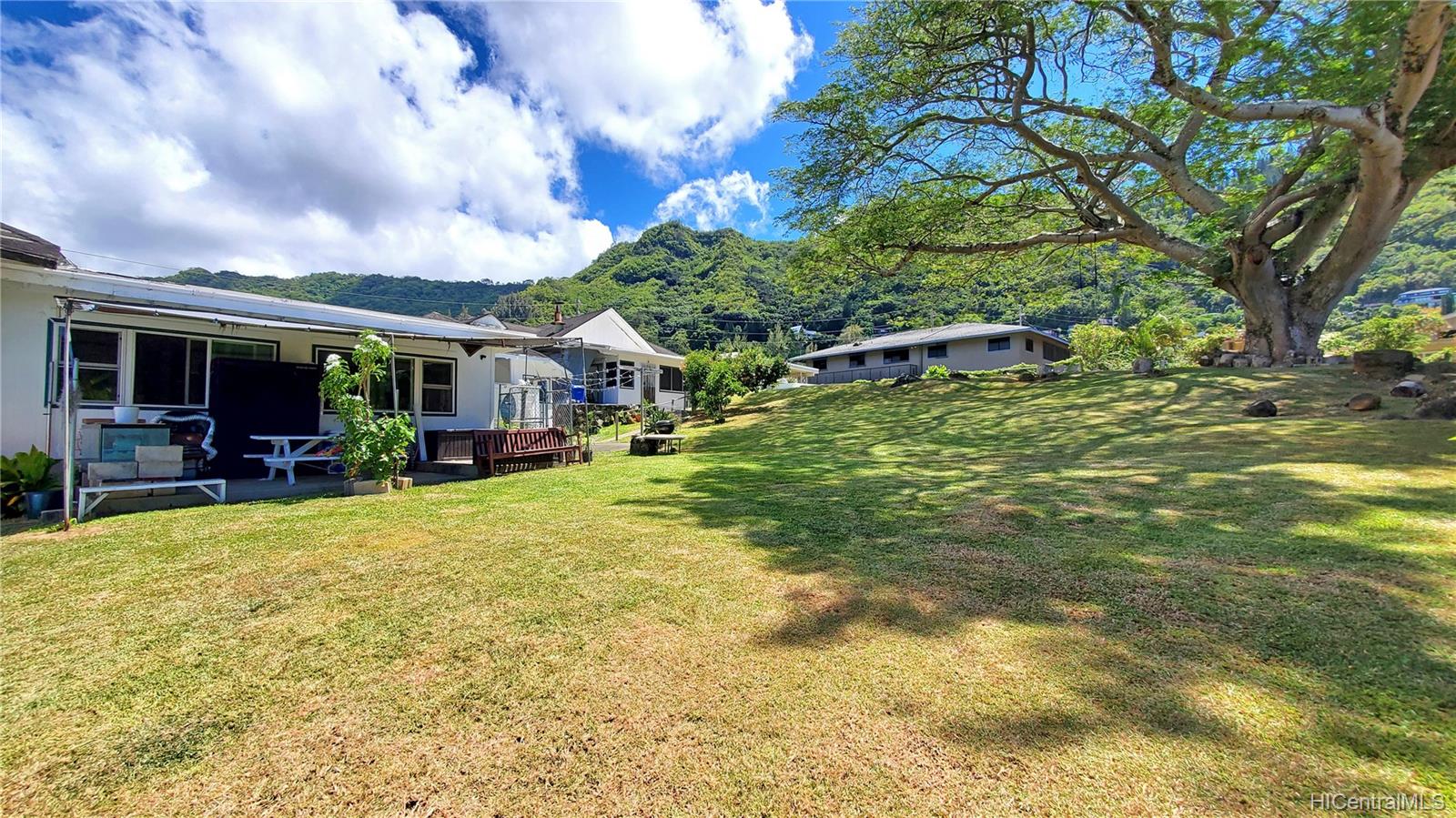 3161 Woodlawn Drive Honolulu, HI 96822