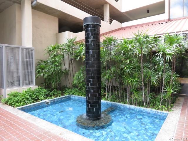 555 Hahaione Street #15C, Honolulu, HI 96825