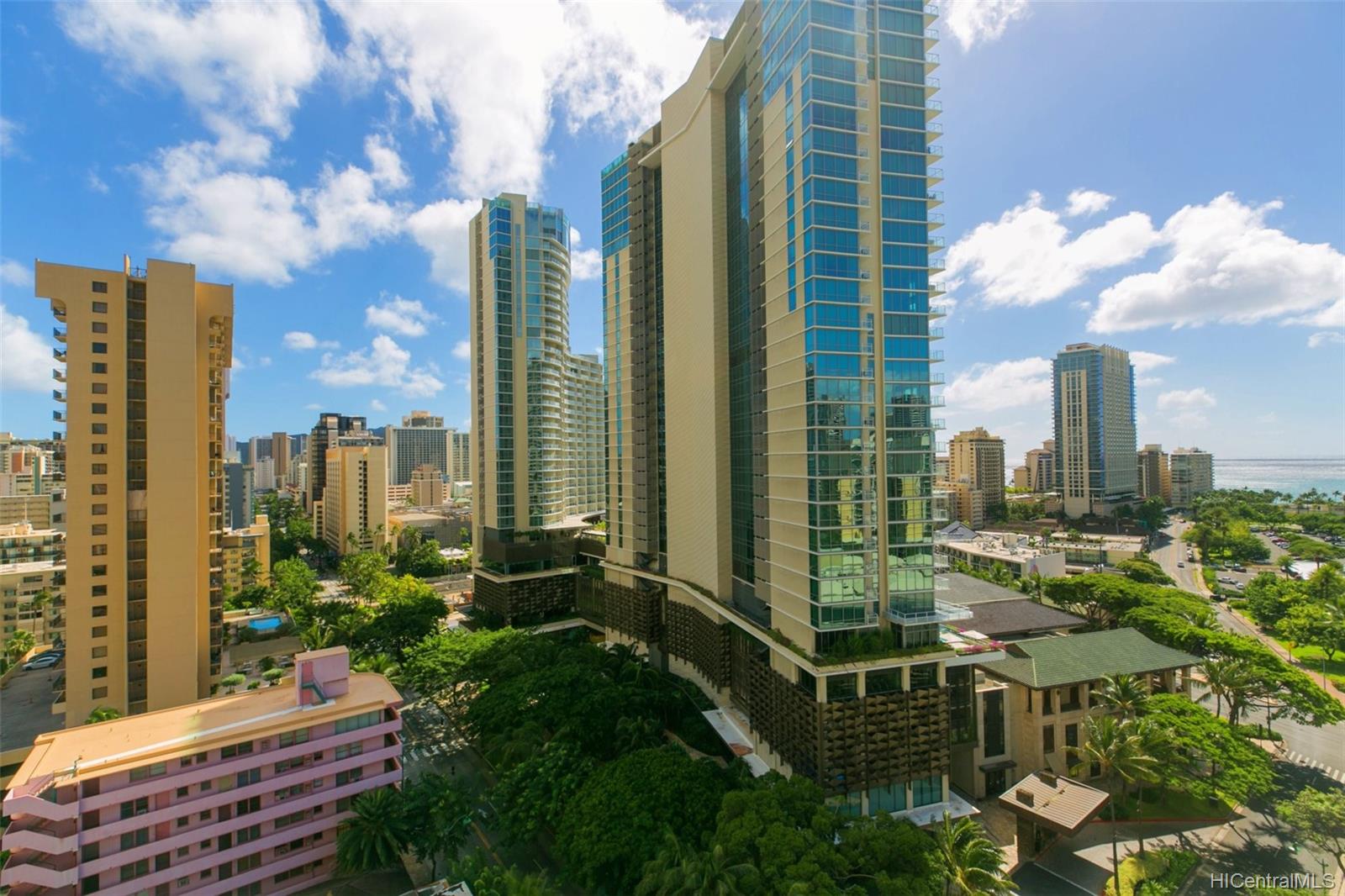 2092 Kuhio Avenue #1902, Honolulu, HI 96815