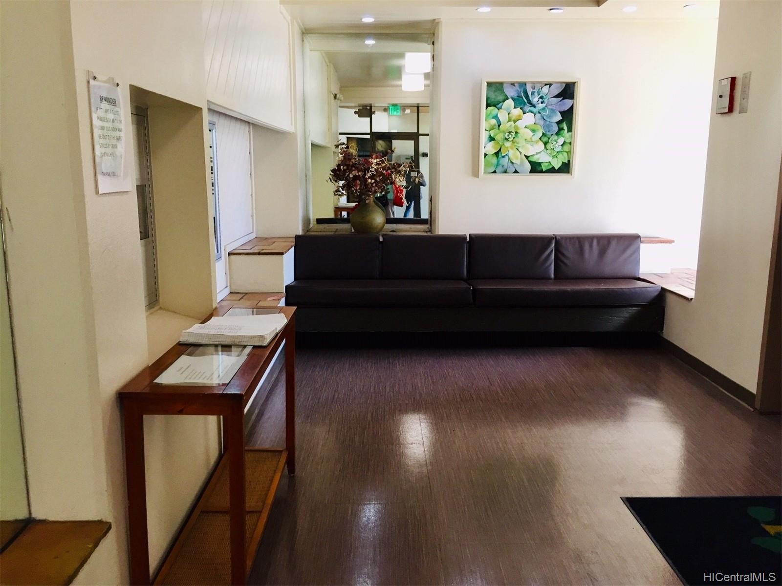 1571 Piikoi Street #1106, Honolulu, HI 96822