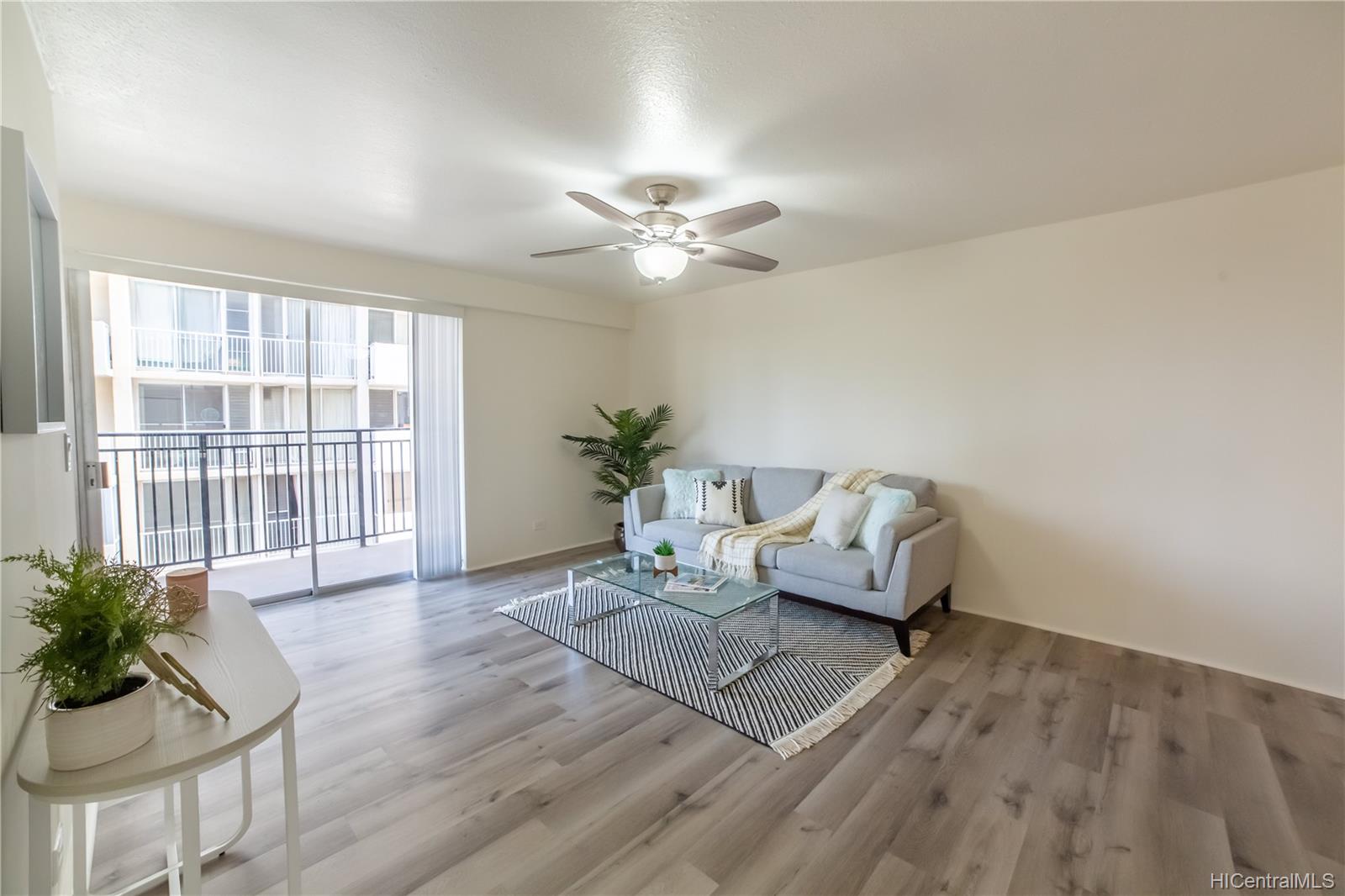 1610 Kanunu Street #602, Honolulu, HI 96814