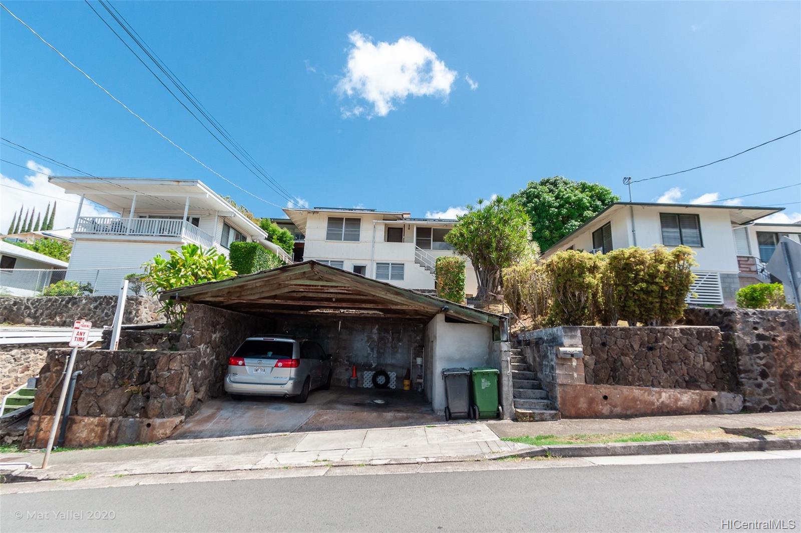 2052 St Louis Drive Honolulu, HI 96816