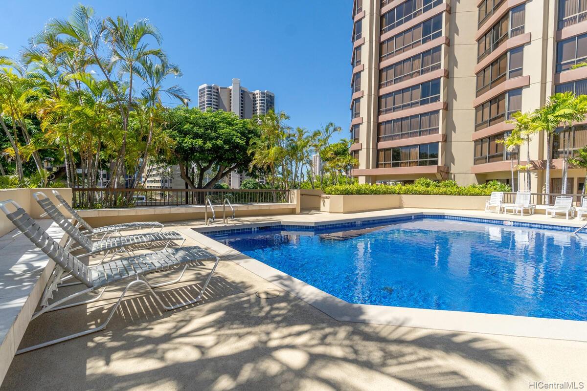 1040 Lunalilo Street #702, Honolulu, HI 96822