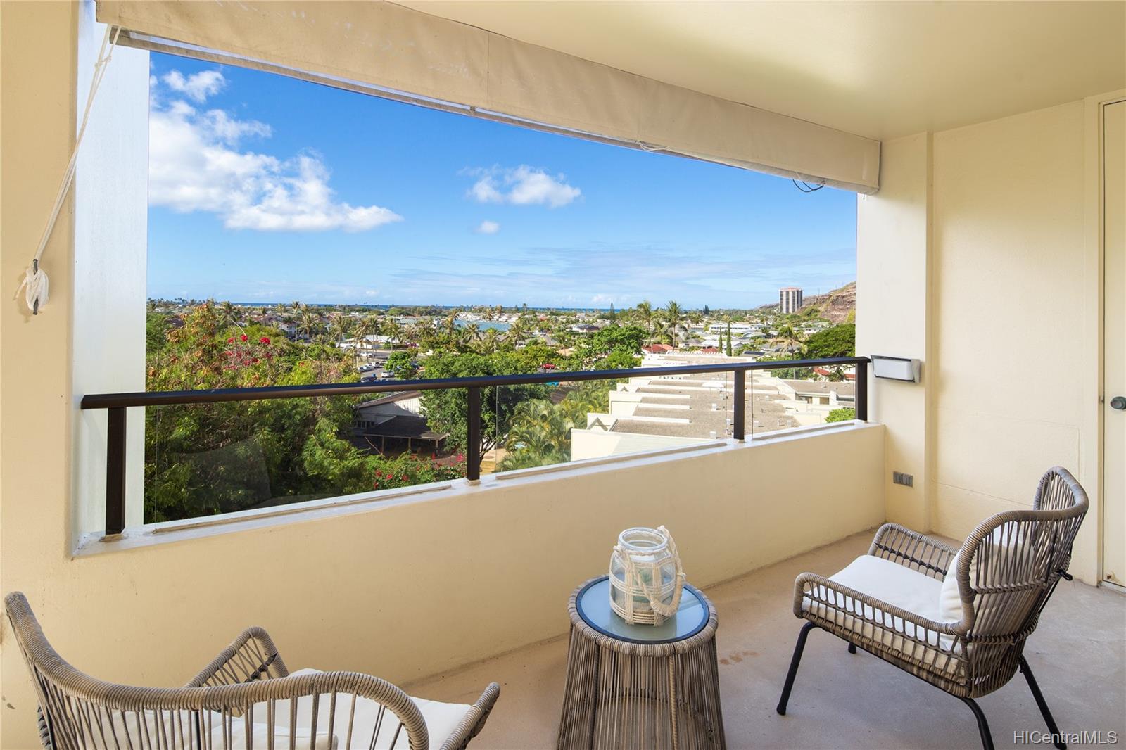 6770 Hawaii Kai Drive #409, Honolulu, HI 96825