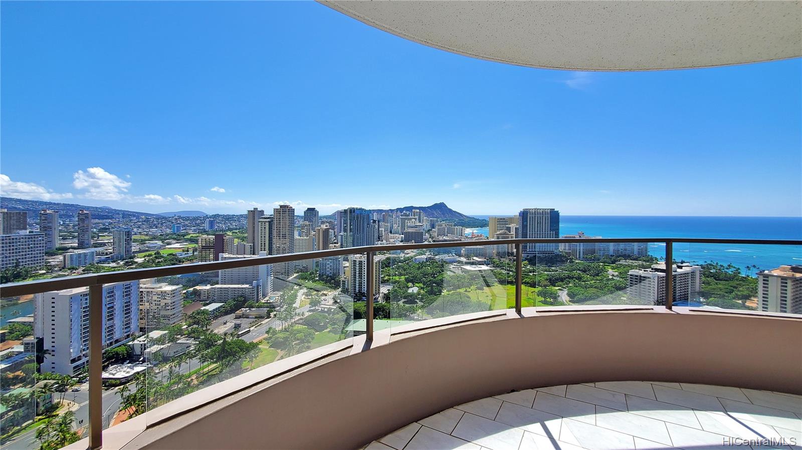 1910 Ala Moana Boulevard #40D, Honolulu, HI 96815