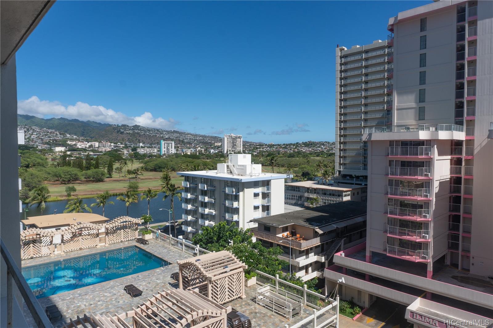 435 Seaside Avenue #809, Honolulu, HI 96815