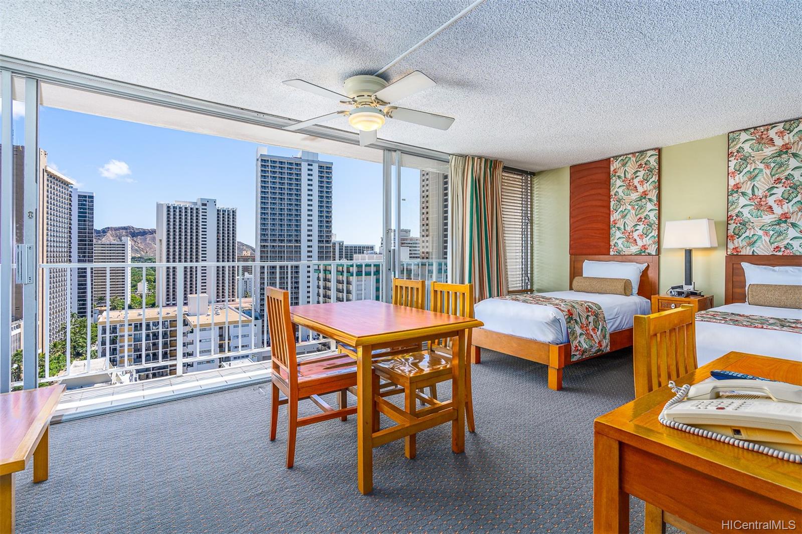 2427 Kuhio Avenue #2208, Honolulu, HI 96815