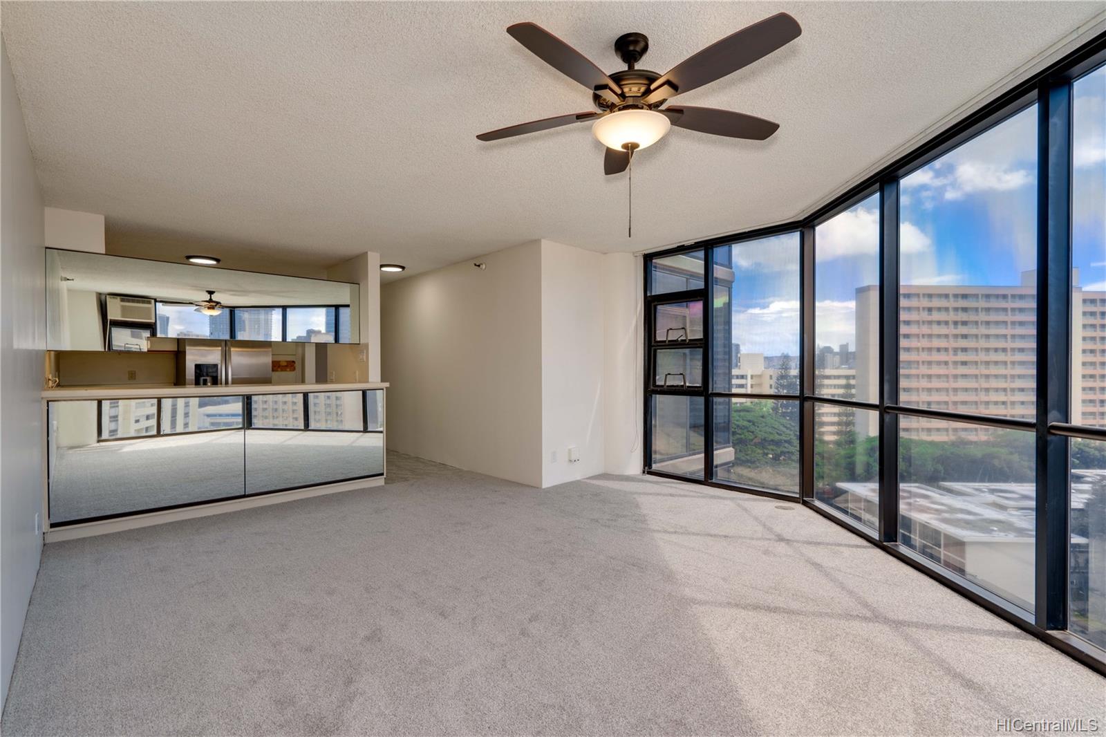 930 Kaheka Street #1001, Honolulu, HI 96814