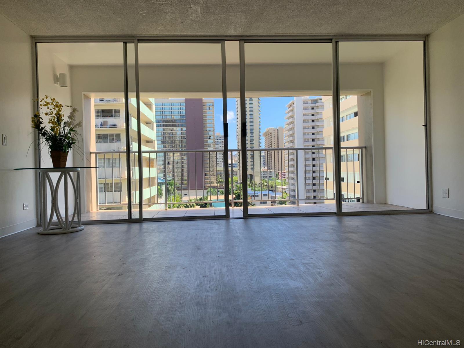 430 Keoniana Street #413, Honolulu, HI 96815