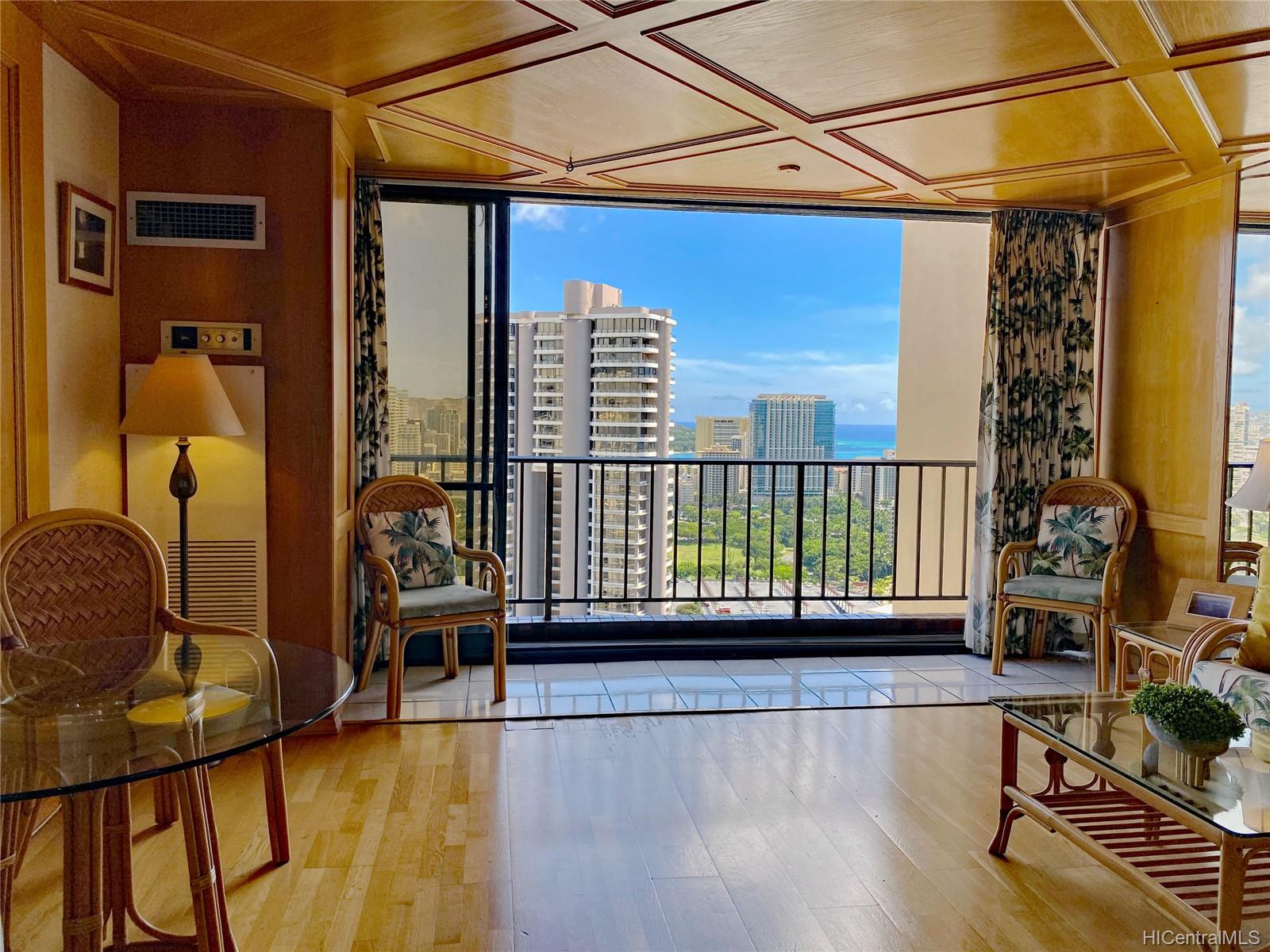 411 Hobron Lane #3501, Honolulu, HI 96815